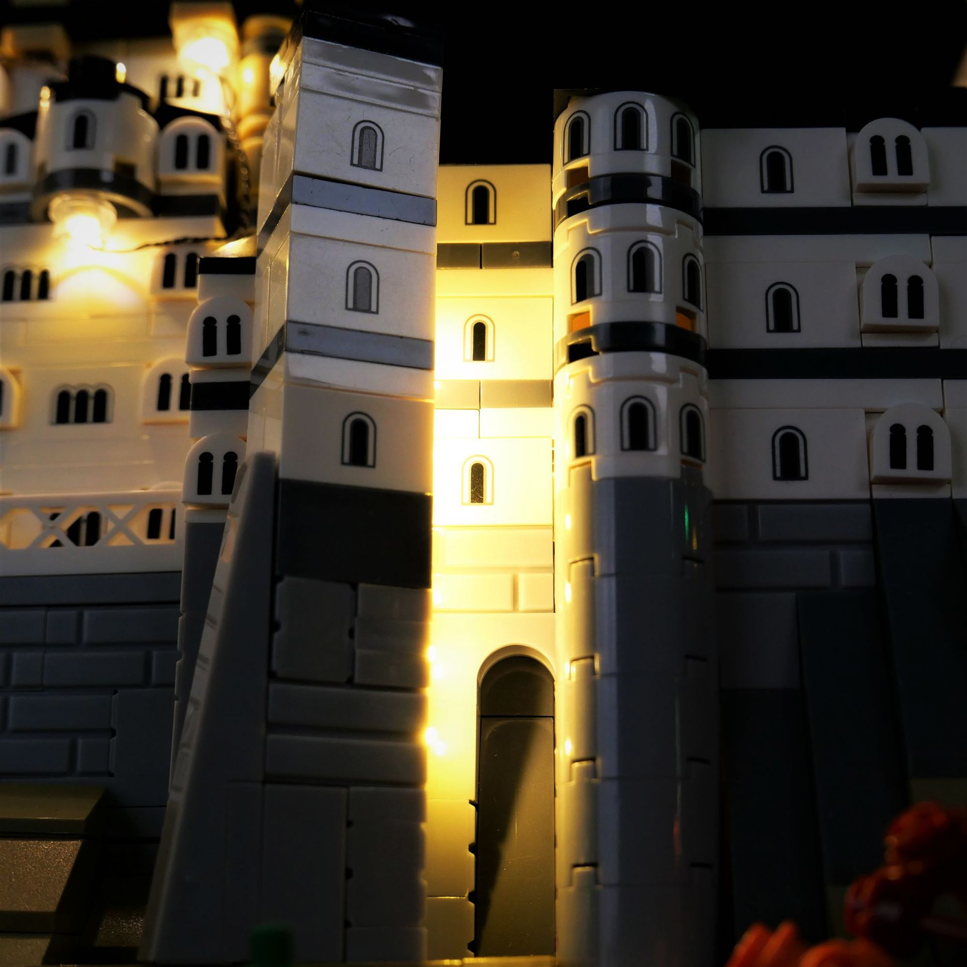 LEGO Neuschwanstein Kalesi 210 - Model Kit Centaur incelemesi ve fiyatı
